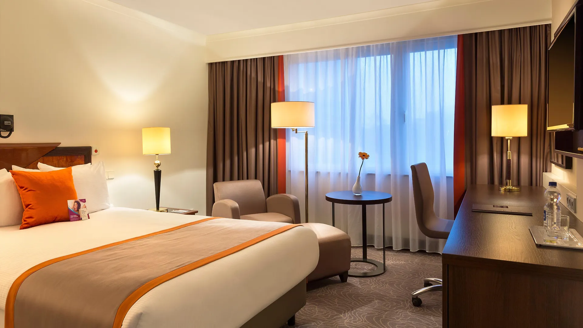 Crowne Plaza Amsterdam Airport Hotel Hoofddorp 4*,